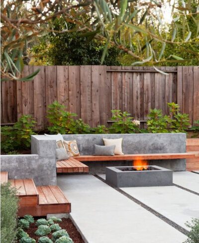 Inspiration photo, concrete and wood integrated seating